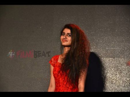 Priya Varrier Is NOT Allowed To Use A Phone!