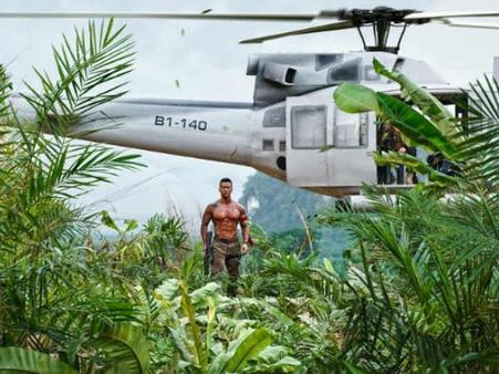 Tiger Shroff Shoots The Helicopter Shot With Perfection!