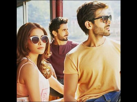 Sonu Ke Titu Ki Sweety To Enter Rs 100 Crore Club; Sequel On The Cards?