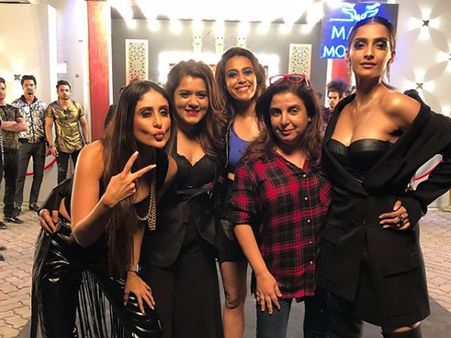 Kareena Kapoor, Sonam Kapoor & Swara Bhaskar Kill It In Veere Di Wedding Song Shoot!