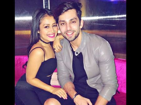 'Yaariyan' Actor Himansh Kohli Dating Singer Neha Kakkar? The Actors React To Link-Up Reports!