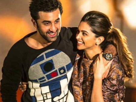 Ex-Lovers Ranbir Kapoor & Deepika Padukone To Walk The Ramp Together For Manish Malhotra!