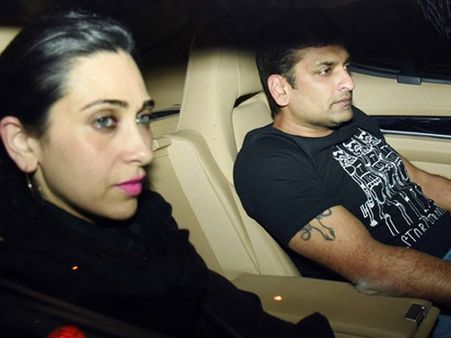 Karisma Kapoor & Boyfriend Sandeep Toshniwal To Make Their Relationship Official?