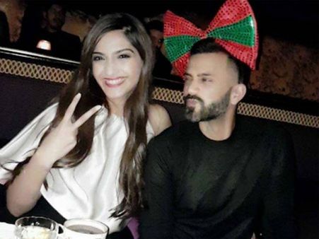 5 Exciting Things About Sonam Kapoor & Anand Ahuja's Wedding!