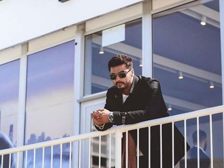 A Furious Arjun Kapoor THRASHES A Website For Objectifying Janhvi Kapoor's Dress In A Ridiculous Way