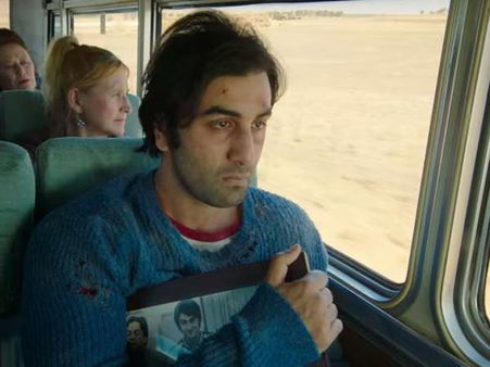 Ranbir Kapoor Got Emotional When Rishi Kapoor Did This For The FIRST Time In The Last Ten Years!