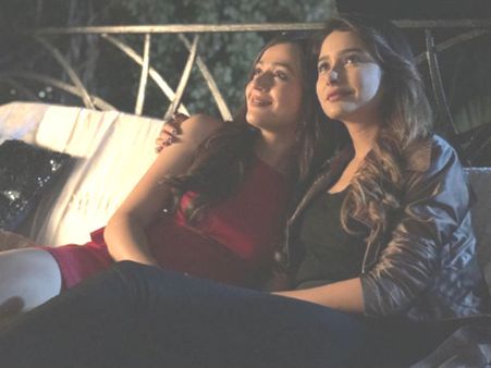 Kumkum Bhagya’s Leena Jumani Shares Steamy Lip-lock With Priyal Gor In Vikram Bhatt’s Maaya 2!