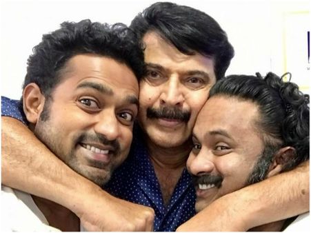 This Selfie Featuring Mammootty, Asif Ali & Aju Varghese Is Not To Be Missed!