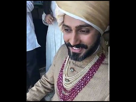 FIRST LOOK! Sonam Kapoor's Groom Anand Ahuja Is Ready For The Wedding & Looks All Excited [Picture]