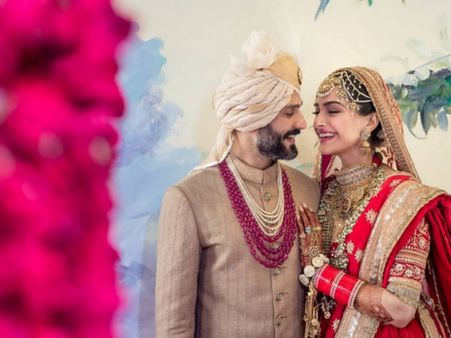 Sonam Kapoor-Anand Ahuja Thank People For Making Their Wedding 'Special'