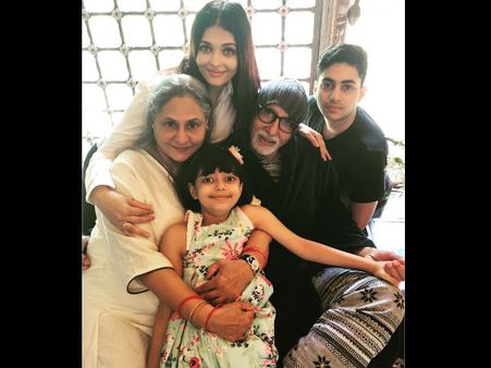Aishwarya Rai Bachchan RUBBISHES Family Fight Rumours; Shares A WOW PIC With Jaya & Amitabh Bachchan