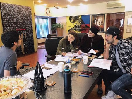 Alia Bhatt Teases Fans By Sharing A New Pic With Ranbir Kapoor; Jacqueline Fernandez Comments On It