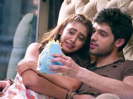 5 Gen Y Questions That Parth Samthaan & Niti Taylor’s Kaisi Yeh Yaariyan 3 Answers On Point!