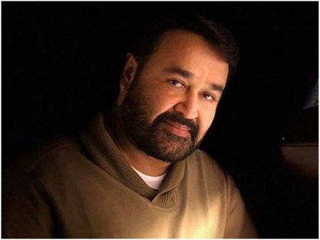 Mohanlal Shares A Still Taken With A Group Of Bikers!