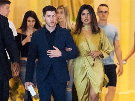 Priyanka Chopra Finally Shows Her Love For Nick Jonas; Confesses He Is Her 'Favourite Man'!
