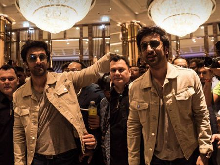 IIFA Awards 2018: Ranbir Kapoor Arrives In Bangkok Amidst Fanfare, Pomp & Blitz! View Pictures