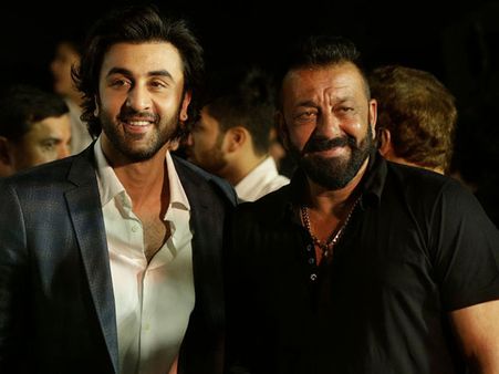 Rishi Kapoor Once FIRED Sanjay Dutt For Spoiling Ranbir Kapoor & Said 'Isko Tere Jaisa Mat Bana'