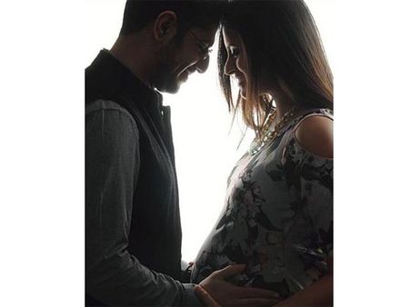 Yeh Hai Mohabbatein Actress Mihika Verma Is Pregnant; Shares The News On Instagram!