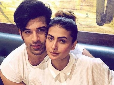 Did Naagin 3's Pavitra Punia & Paras Chhabra Break-Up? They Delete Intimate Pictures From Instagram!