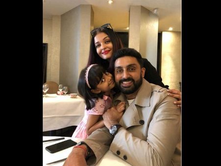 Abhishek Bachchan Looks Super Happy As He Joins Wife Aishwarya & Daughter Aaradhya For A Vacation!