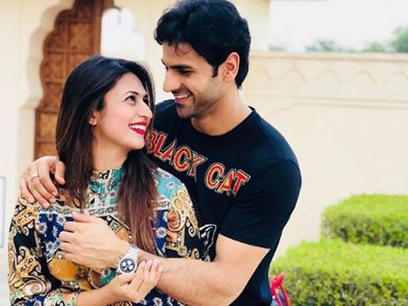 Divyanka Tripathi Silences Rumours Of Rife With Husband Vivek Dahiya With Her Latest Tweet!