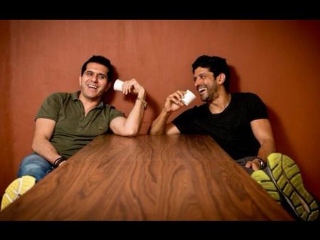After Raees, Farhan Akhtar-Ritesh Sidhwani & Rahul Dholakia Team Up For An Action Thriller!