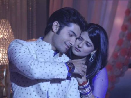 Fans Are Upset With The Channel’s Decision To End Kasam; Trend ‘DontEndKasam’ On Twitter
