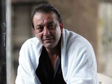 Sanjay Dutt Annoyed With The Media Again? Walks Out Of A Media Interaction Angrily!