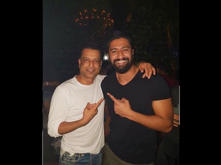 Sanjay Dutt's Bestie Paresh Ghelani Poses With 'Kamli' Vicky Kaushal & We're SHOCKED - Here's Why