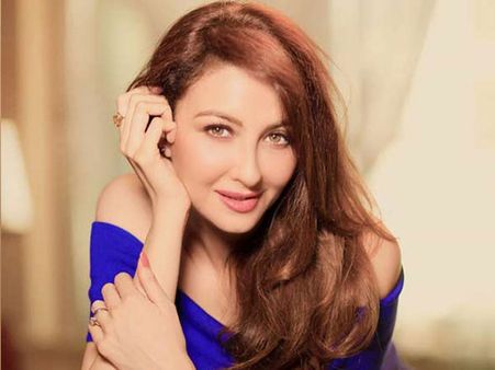 Is Saumya Tandon Planning On Leaving Bhabiji Ghar Par Hain For Bigg Boss 12? Here's The Truth!