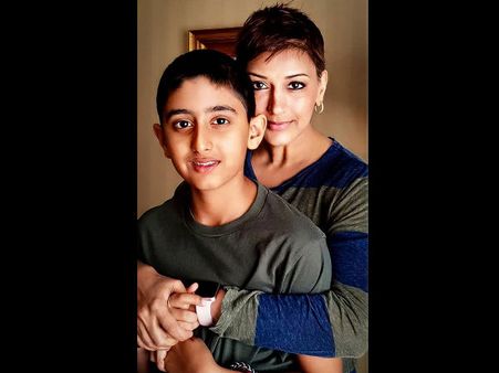 How Sonali Bendre's Son Ranveer Acted When She Was Diagnosed With Cancer? He'll Win Your Heart!