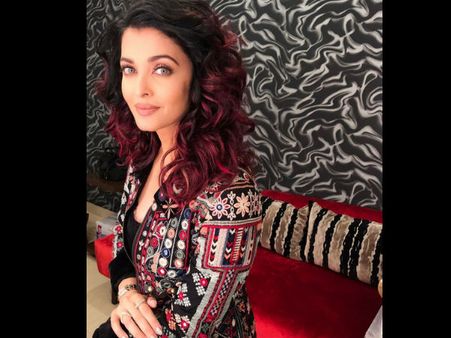 Aishwarya Rai Bachchan Breaks Silence On Plastic Surgery; Reacts To Going Under The Knife