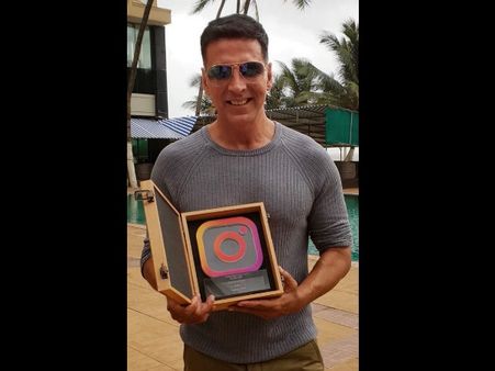 Akshay Kumar Achieves A Milestone; First B-Town Actor To Cross 20 Million Instagram Followers!