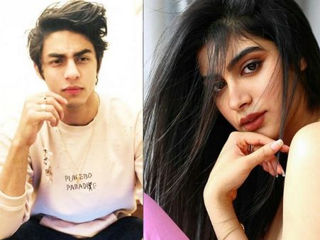 Shahrukh Khan's Son Aryan & Khushi Kapoor To Debut In Bollywood With A Karan Johar Film?