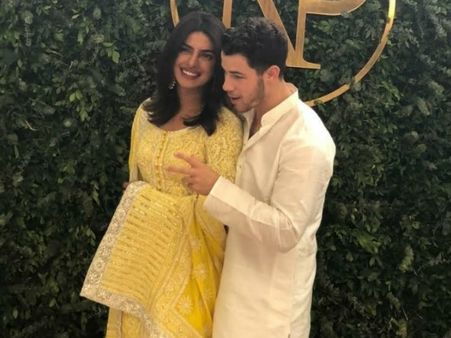 Priyanka Chopra-Nick Jonas Engagement: Guess What Nick's Parents Gifted His Bride-To-Be!