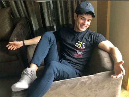 Shocking! Bigg Boss 11’s Priyank Sharma Is In Legal Trouble!