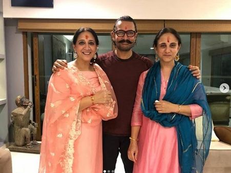 Raksha Bandhan 2018: Aamir Khan Ties Rakhi To His Sisters!