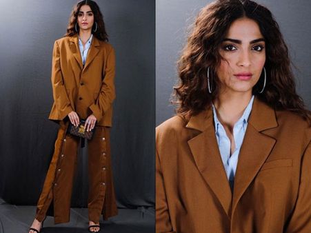 Sonam Kapoor: 'Writers Are The True Rockstars Of Cinema'!