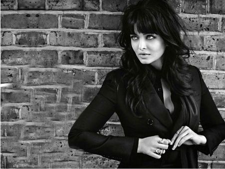 Aishwarya Rai Bachchan To Be Honoured With The Meryl Streep Award In Washington On September 8