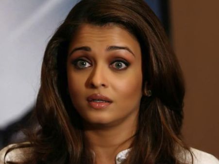 Fanney Khan Debacle: Aishwarya Rai Bachchan's Flop Saga Continues; Filmmaker Blames Her Acting Chops