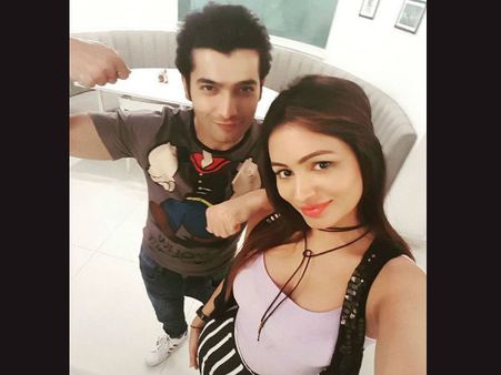 Pooja Bisht Says Ssharad Malhotra Took Her For Granted & Trusted An Astrologer Over Love!