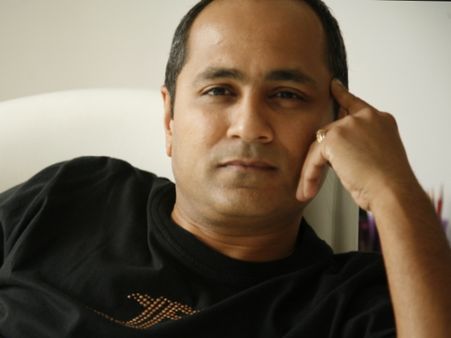Namaste England Director Vipul Shah Diagnosed With Dengue & Typhoid!