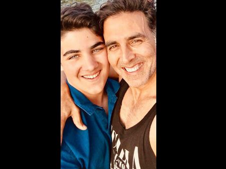 Here’s How Akshay Kumar & Twinkle Khanna Wished Their Son Aarav On His 16th Birthday!