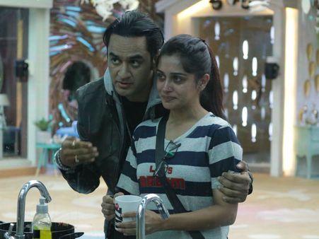 BB 11’s Master Mind Vikas Gupta To Enter Bigg Boss 12 House For ‘Sach Ka Samna’ To Spice Up The Game