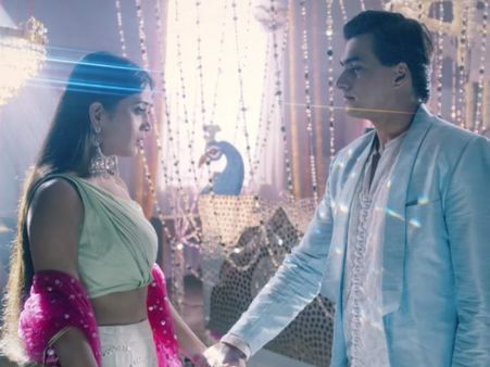 Yeh Rishta Kya Kehlata Hai Spoiler: Suwarna Realises Her Mistake; Will Kartik & Naira Reunite?