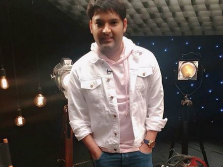 Kapil Sharma In Bangalore Ashram; Is Akshay Kumar’s Wife Twinkle Khanna Behind His Detox Programme?