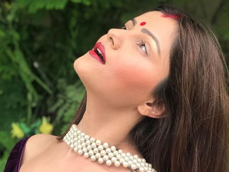 Rubina Dilaik Celebrates As Her Show Shakti - Astitva Ke Ehsaas Ki Completes 600 Episodes!