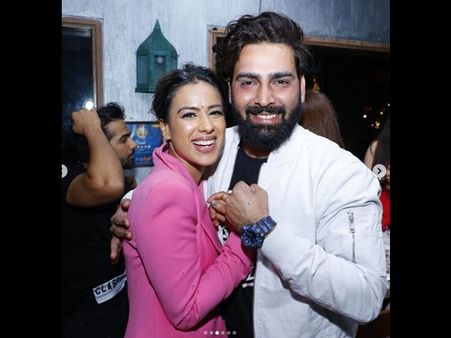 Nia Sharma Birthday Bash Was Graced By Manveer Gujjar, Reyhna Pandit & Others! Inside Pics
