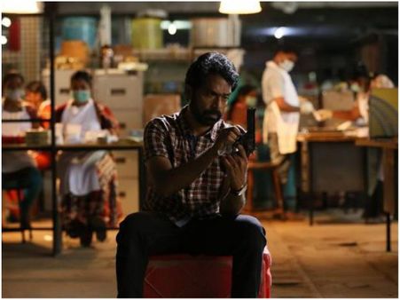 Vanjagar Ulagam Review: Turns Out To Be A Dialogue-Heavy Drama!