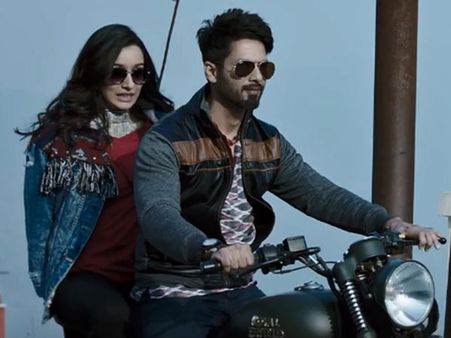 Batti Gul Meter Chalu Live Audience Update On The Shahid & Shraddha Kapoor Starrer